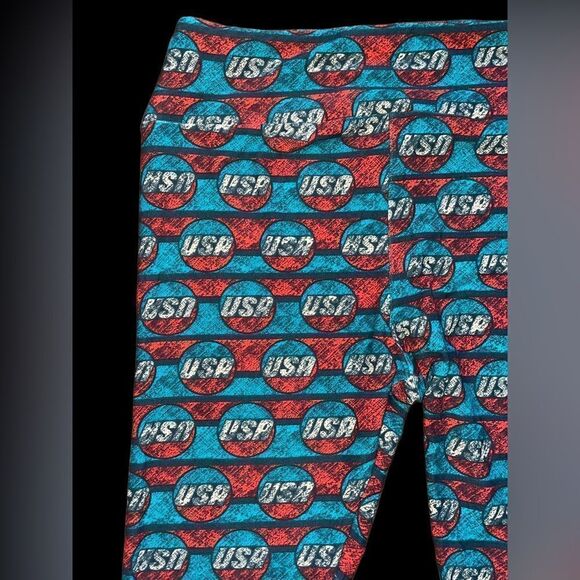 LuLaRoe Adult 12-18 Leggings • Vintage Americana Collection • Red White & Blue - Picture 10 of 16